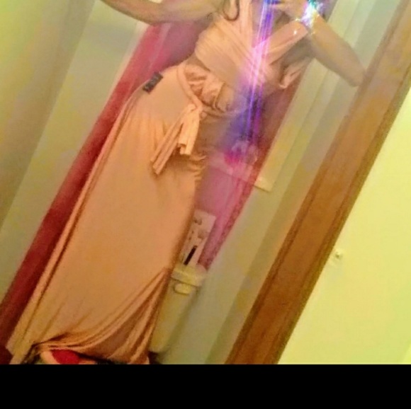 Small nwt lulus one piece romper maxi - Picture 6 of 7